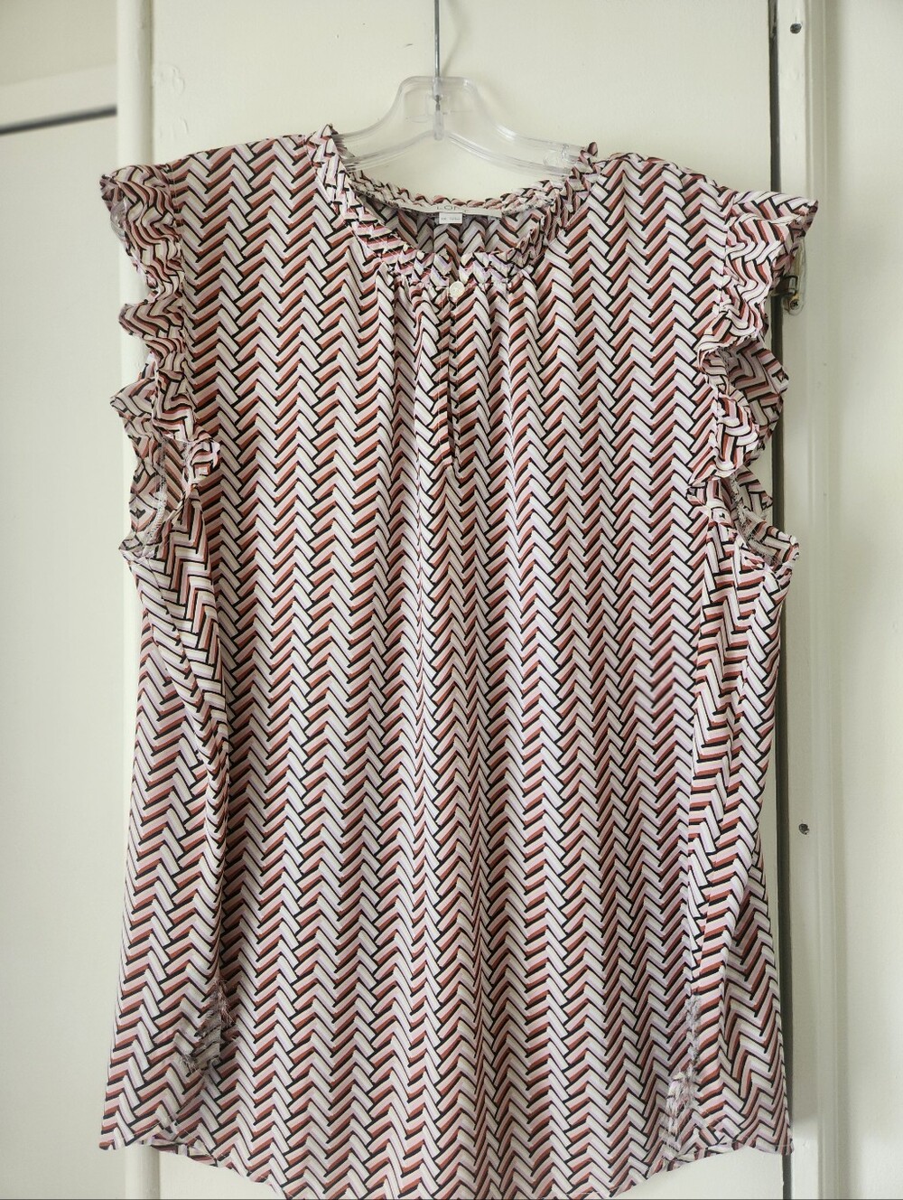 LOFT Pink And Black Chevron Sleeveless Top